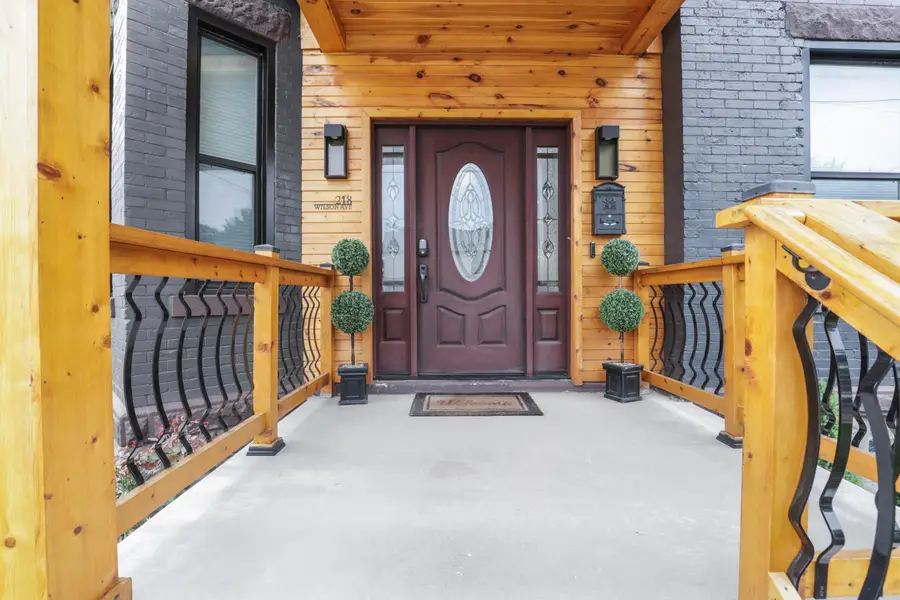 218 Wilson Avenue, Columbus, OH 43205 - Image #2