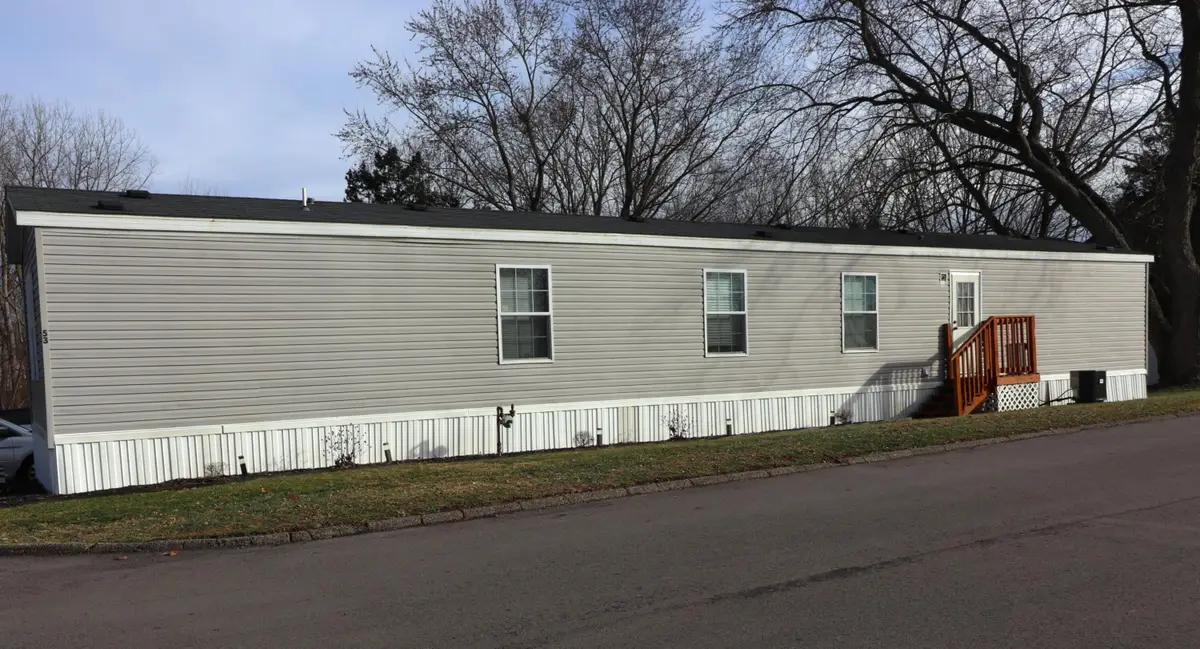 53 Locust Court, London, OH 43140 - Image #1