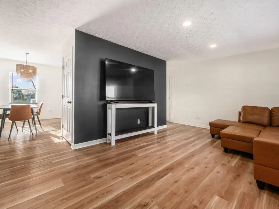 811 Kinsman Street, Columbus, OH 43207 - Image #3