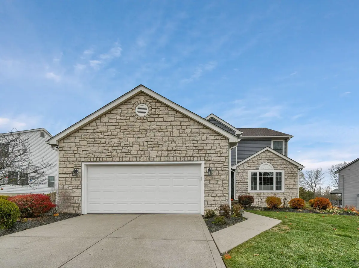 2625 Abbey Knoll Drive, Lewis Center, OH 43035 - Image #1