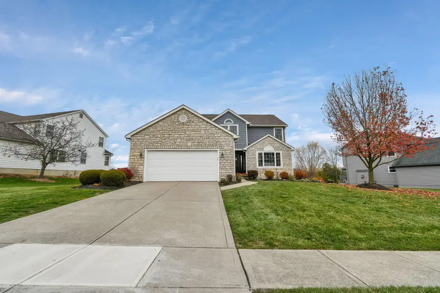 2625 Abbey Knoll Drive, Lewis Center, OH 43035 - Image #2
