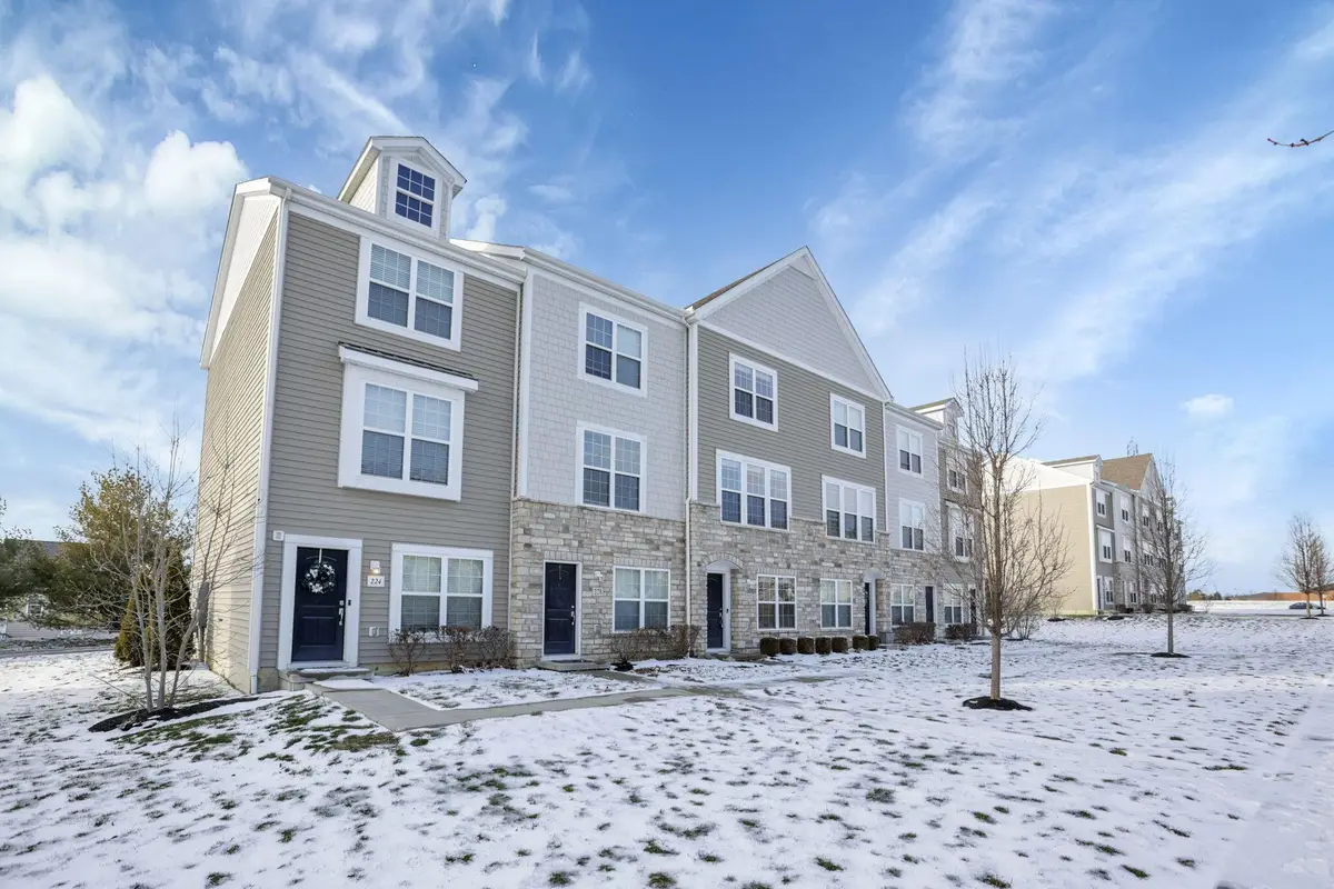 232 Autumn Ridge Circle, Pickerington, OH 43147 - Image #1