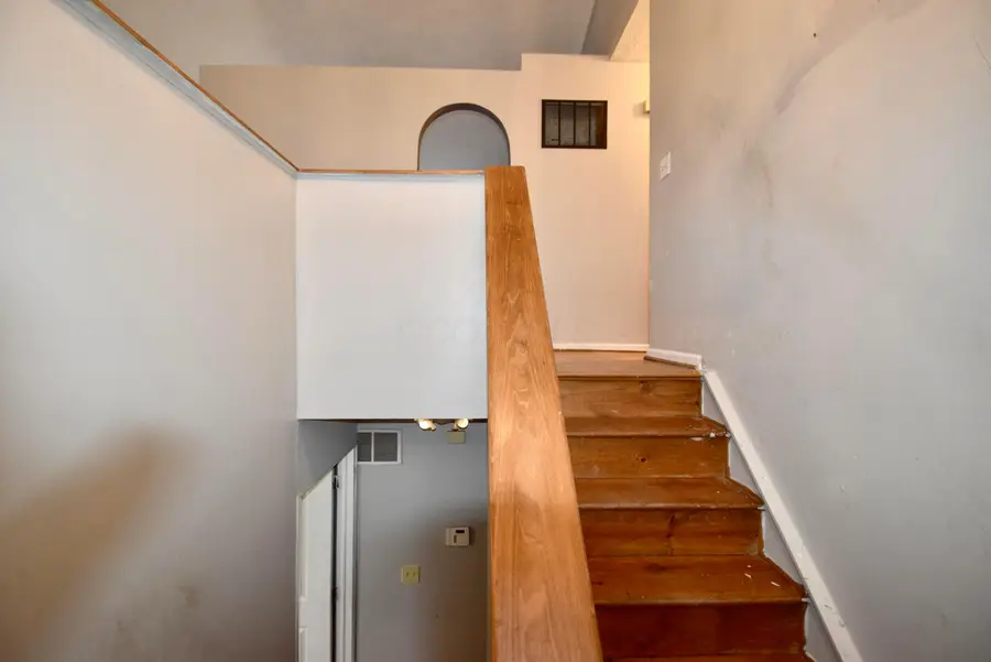 2243 Golden Leaf Lane, Columbus, OH 43223 - Image #2