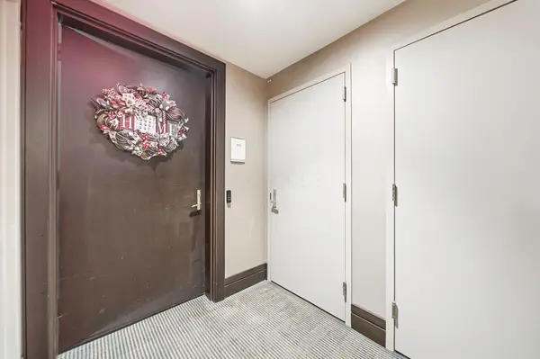 1 Miranova Place, Columbus, OH 43215