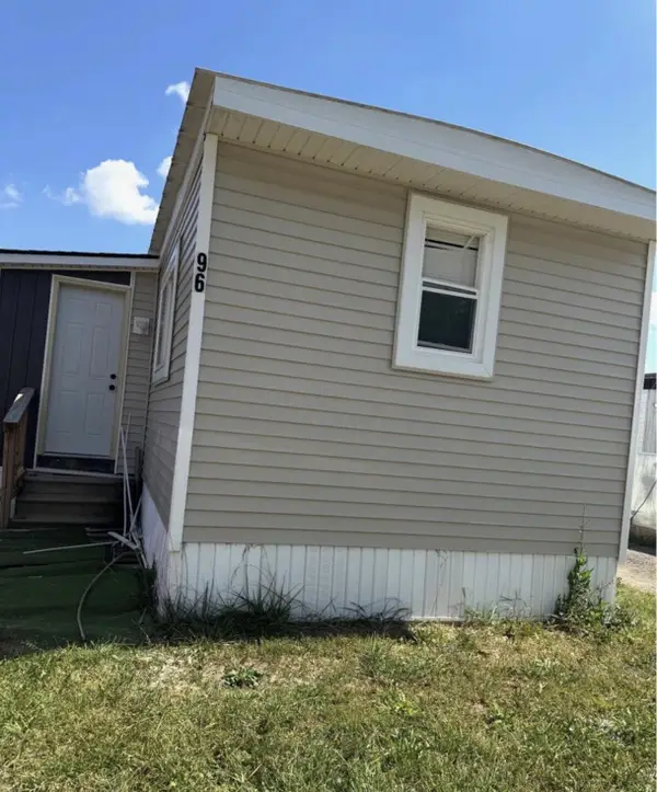 6244 London Groveport Road, Grove City, OH 43123