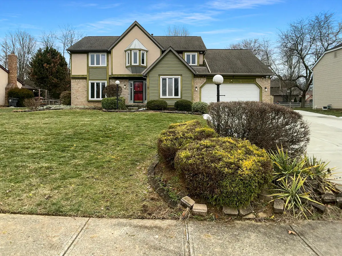 13021 Heatherstone Circle, Pickerington, OH 43147 - Image #1