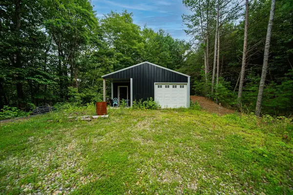 9758 Wesley Chapel Road, Mount Perry, OH 43760