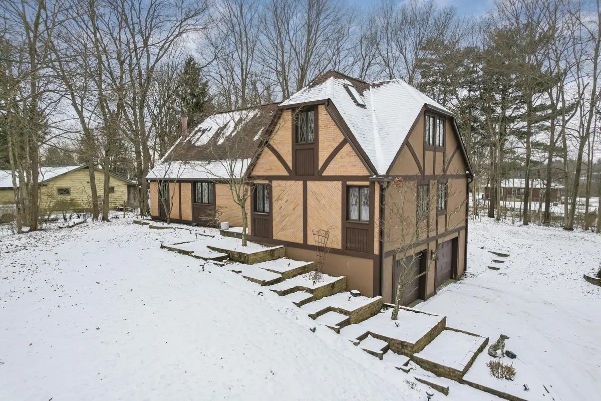 7490 S Section Line Road, Delaware, OH 43015 - Image #1