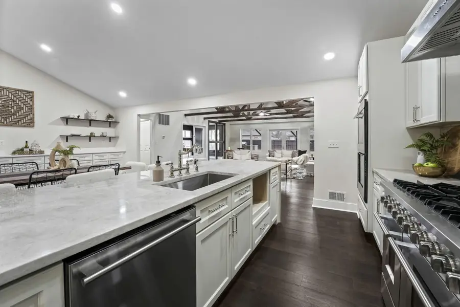 2727 Westmont Boulevard, Upper Arlington, OH 43221 - Image #2