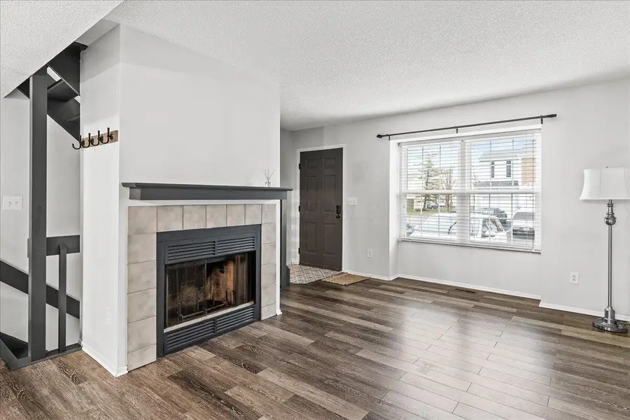 4923 Stoneybrook Boulevard, Hilliard, OH 43026 - Image #3