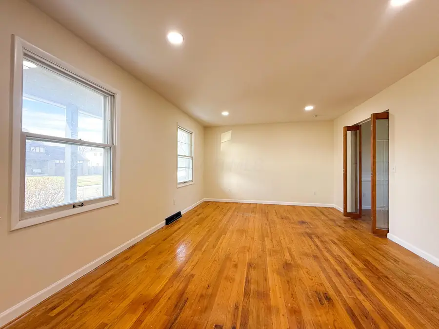 1380 Sunflower Drive, Columbus, OH 43204 - #3