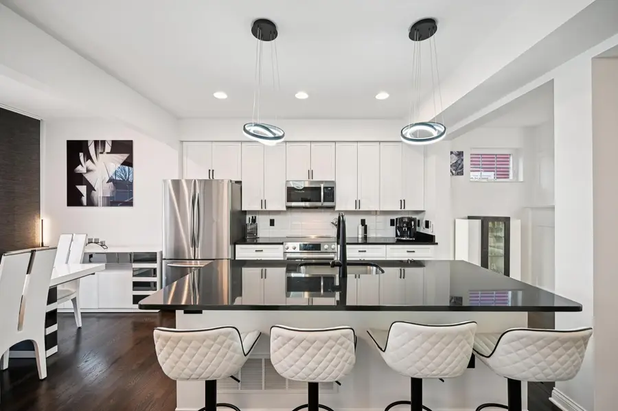 395 E Deshler Avenue, Columbus, OH 43206 - Image #3