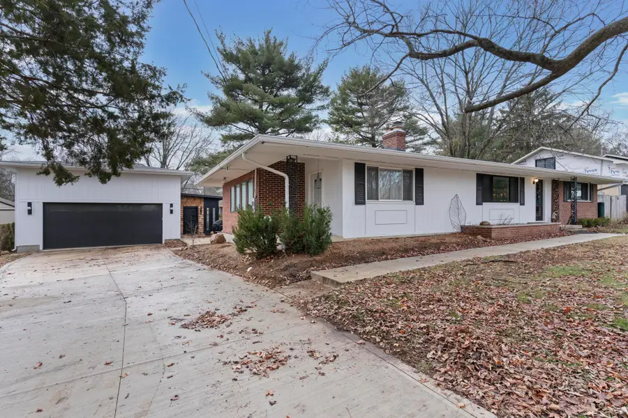 4385 Hayden Falls Drive, Columbus, OH 43221 - Image #2