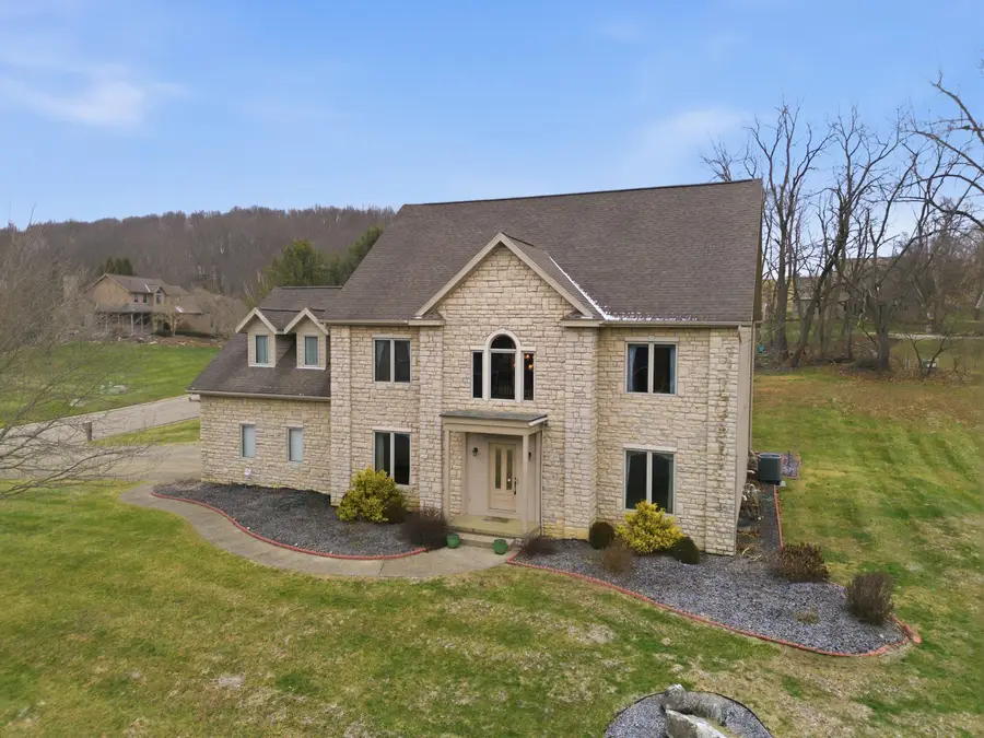 528 Gleneagles Drive, Newark, OH 43055 - Image #2