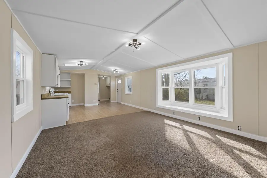 6106 London Groveport Road, Grove City, OH 43123 - Image #2