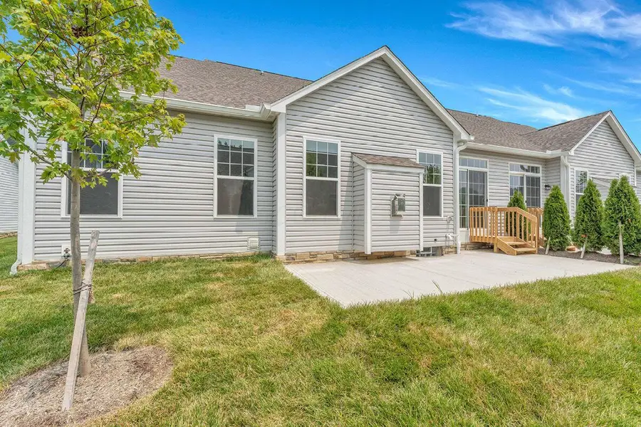 1661 Bookfield Lane, Grove City, OH 43123 - #2