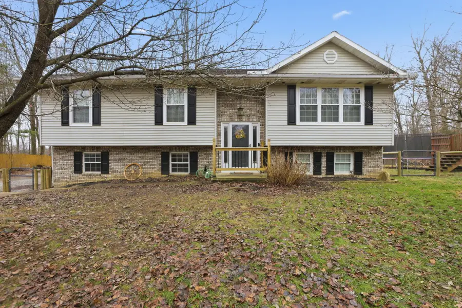 22385 Buena Vista Road, Rockbridge, OH 43149 - Image #2