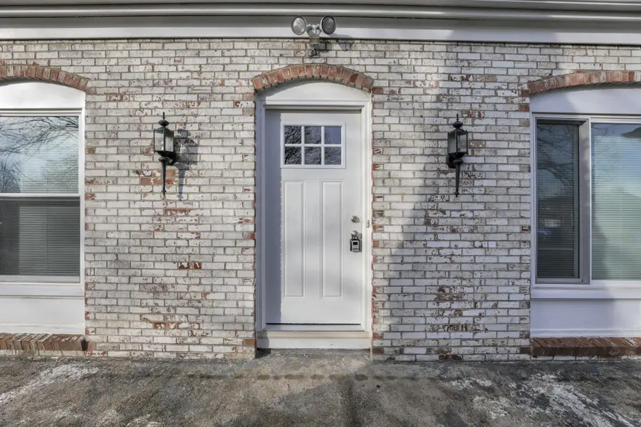 4391 Kendale Court, Columbus, OH 43220 - Image #2