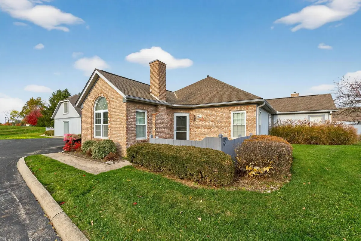 3822 Falls Circle Drive, Hilliard, OH 43026 - Image #1