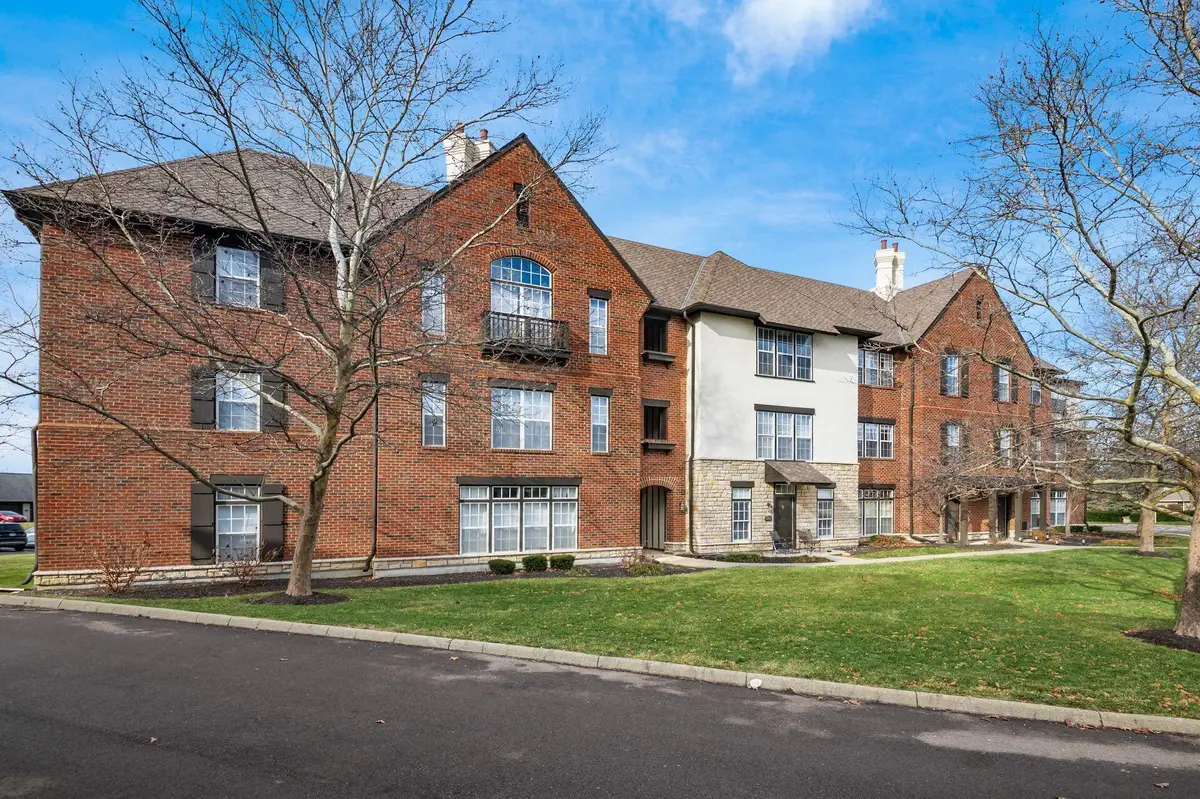 6001 Craughwell Lane, Dublin, OH 43017 - Image #1