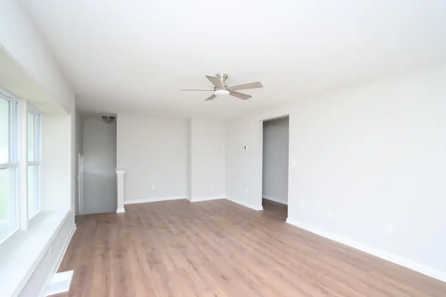 4051 State Route Avenue W, Ontario, OH 44903 - Image #3