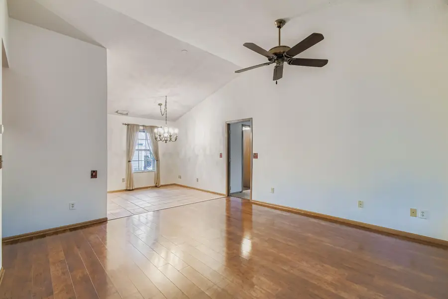 8562 Victoria Meadow Lane, Reynoldsburg, OH 43068 - Image #3