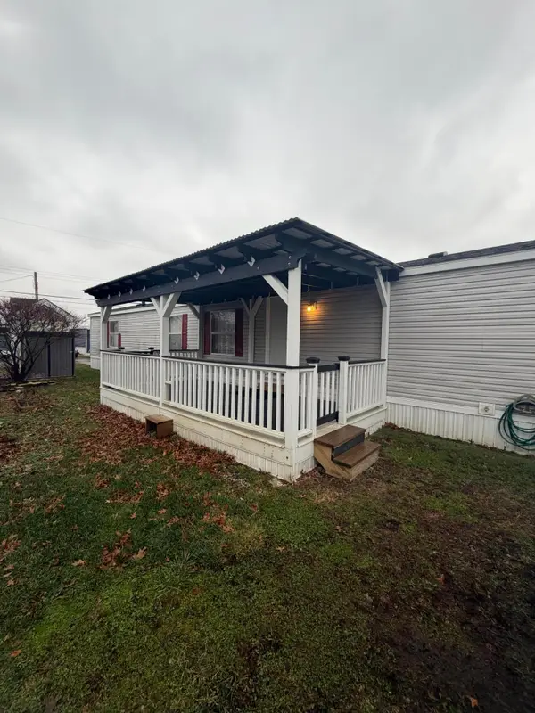 1477 Dove Dr Drive, Columbus, OH 43219