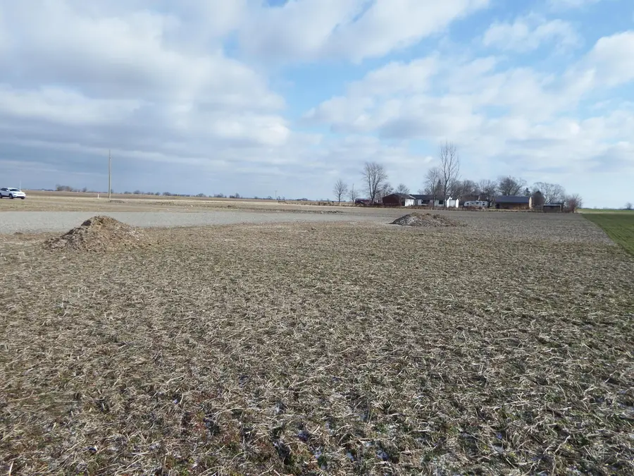 9948 Glaze Road, New Holland, OH 43145 - Image #3