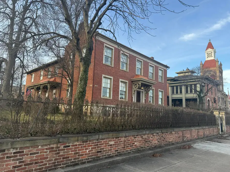 225 S Court, Circleville, OH 43113 - Image #3