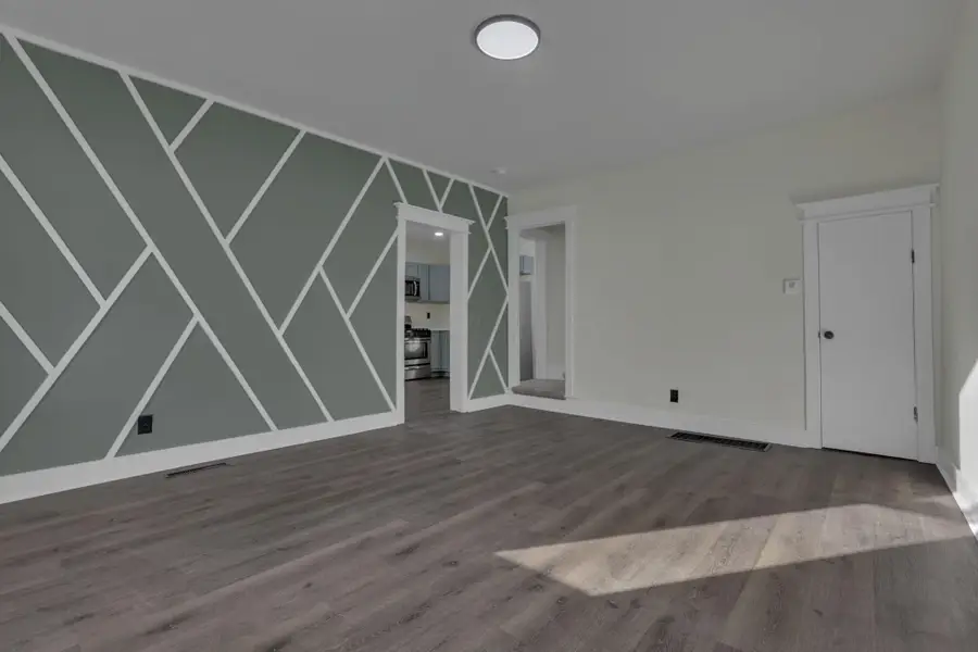 517 N Maple Street, Lancaster, OH 43130 - Image #2