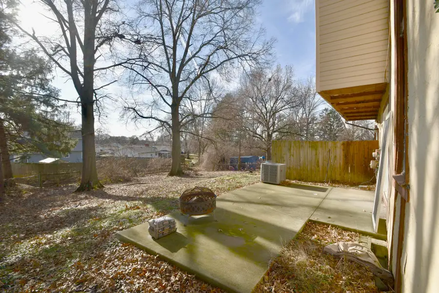 5671-5673 Saranac Drive, Columbus, OH 43232 - Image #3