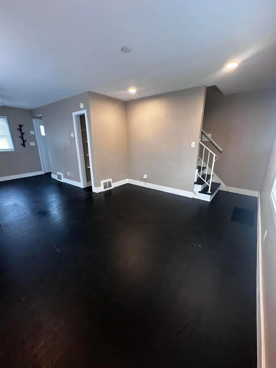 1088 E 22nd Avenue, Columbus, OH 43211 - Image #3