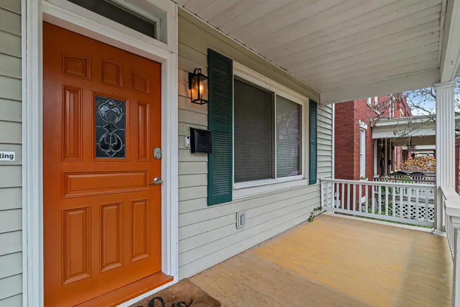 327 E Mithoff Street, Columbus, OH 43206 - Image #2