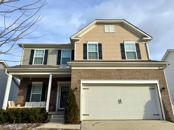 181 Delaware Drive, Delaware, OH 43015