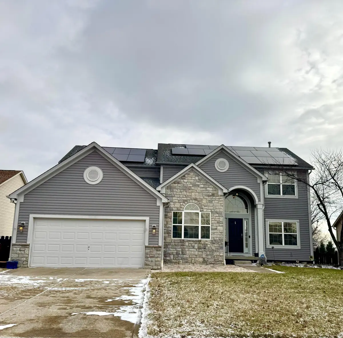 4052 Ponds Edge Street, Grove City, OH 43123 - Image #1