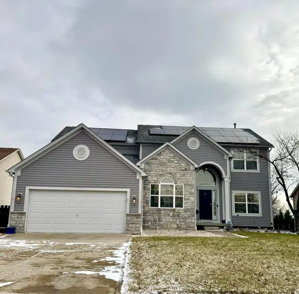4052 Ponds Edge Street, Grove City, OH 43123