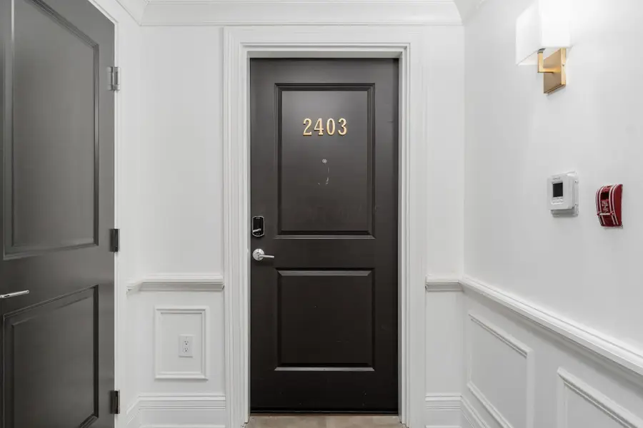 50 W Broad Street, Columbus, OH 43215 - #2