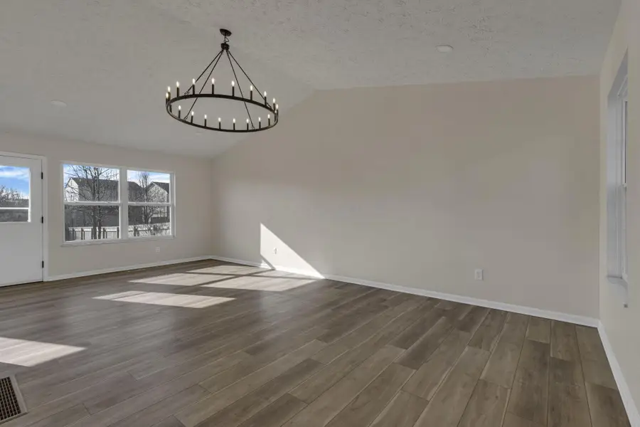 6575 Cloverlawn Circle, Canal Winchester, OH 43110 - Image #3