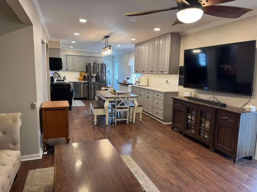 221 N Main Street, London, OH 43140 - Image #3