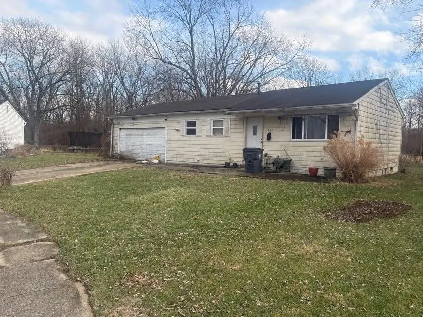 5567 Shoreline Court, Columbus, OH 43232 - Image #2