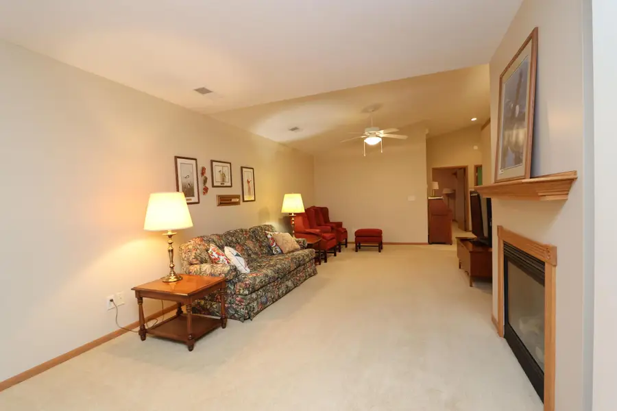 1105 Bogey Drive, Ontario, OH 44903 - Image #2