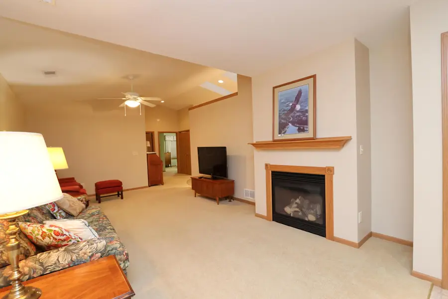 1105 Bogey Drive, Ontario, OH 44903 - Image #3