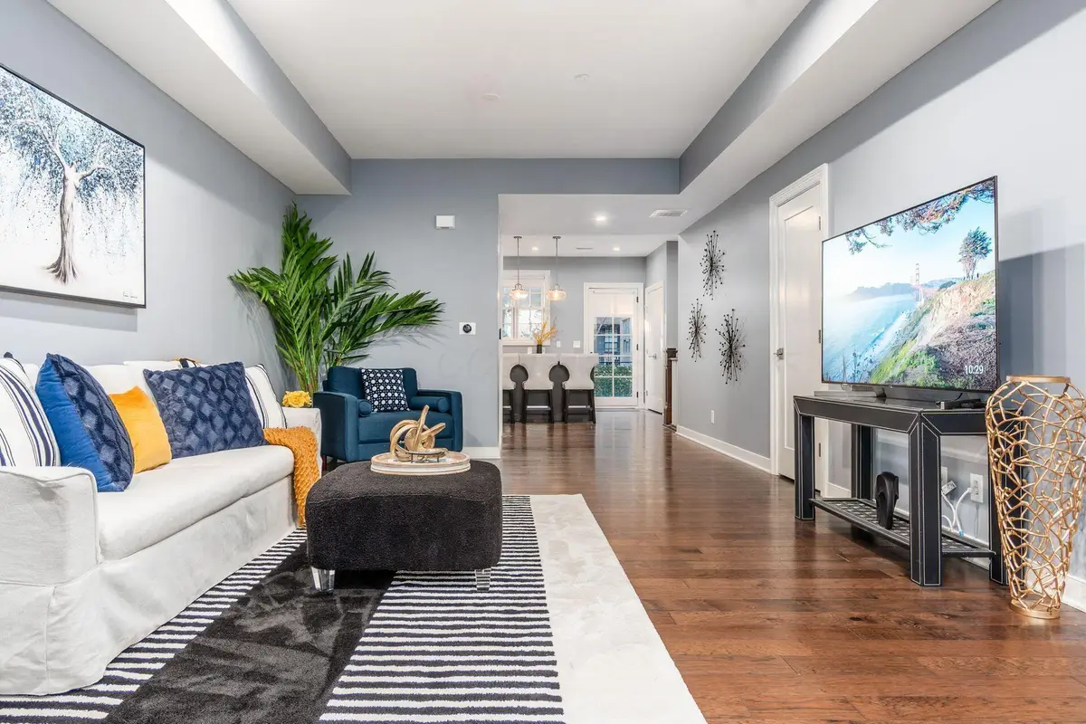 97 N 6th Street, Columbus, OH 43215 - Image #1