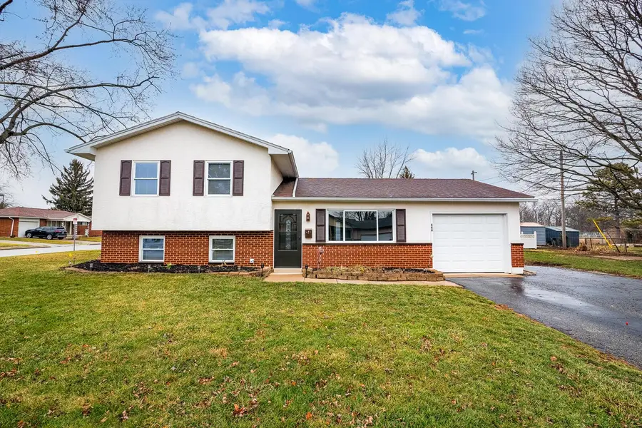 866 Brookdale Drive, West Jefferson, OH 43162 - Image #2