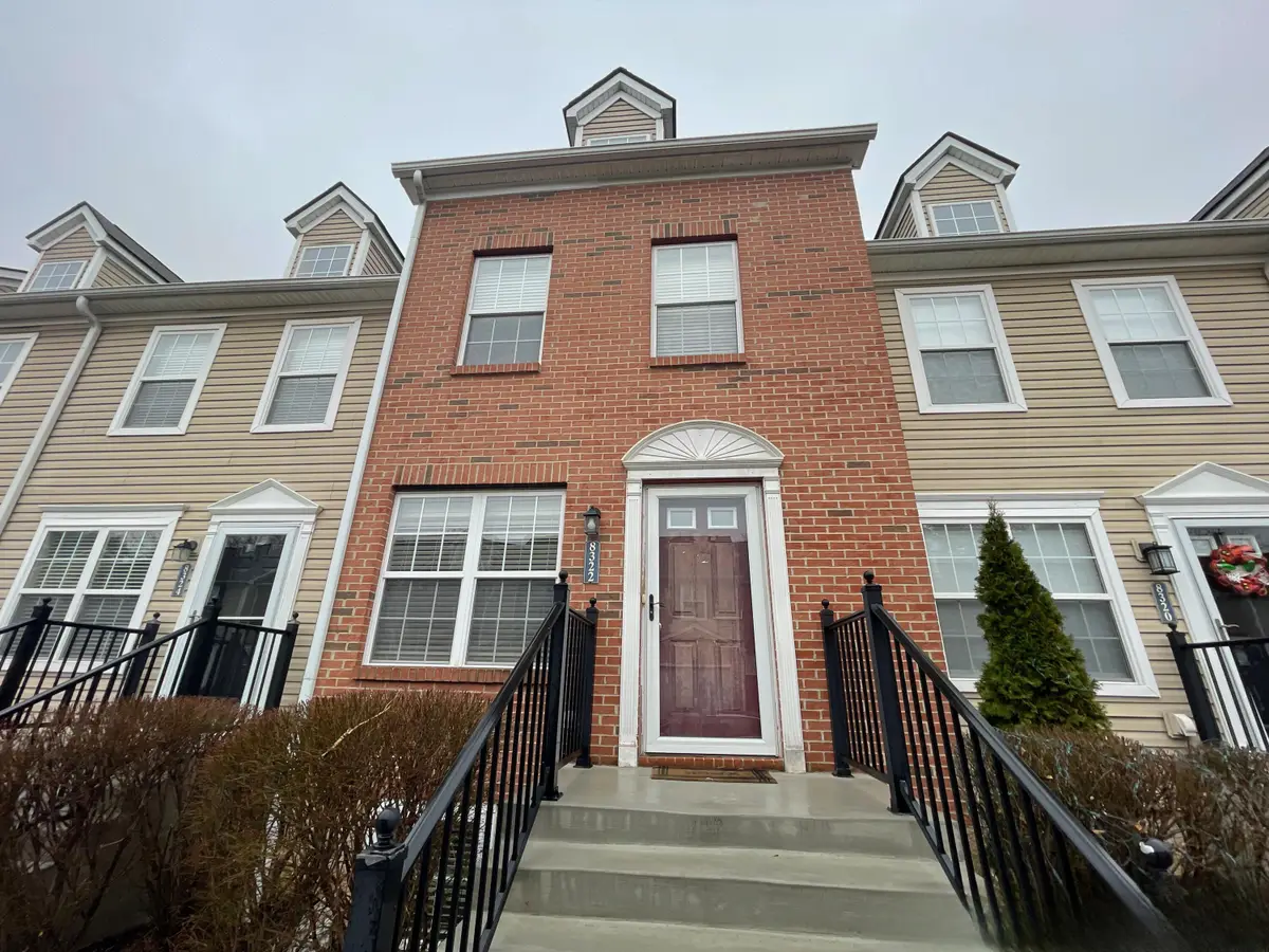 8322 Bruntsfield Road, Columbus, OH 43235 - Image #1