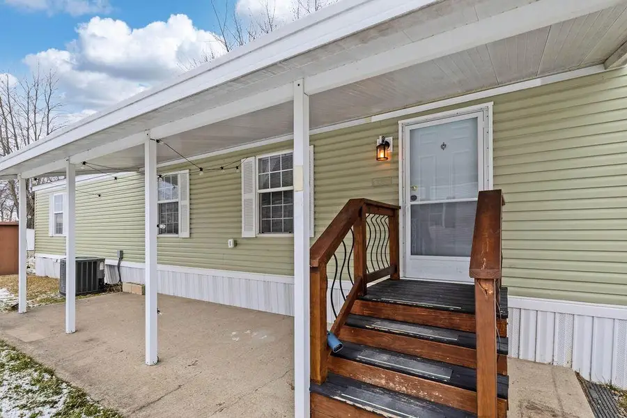 8764 National Road Sw, Etna, OH 43062 - Image #2