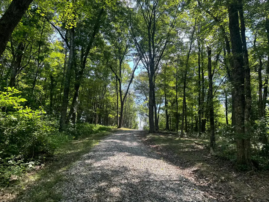 336 Golf Course Road, Waverly, OH 45690 - Image #2