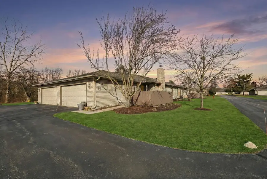 2651 Brittany Oaks Boulevard, Hilliard, OH 43026 - Image #2