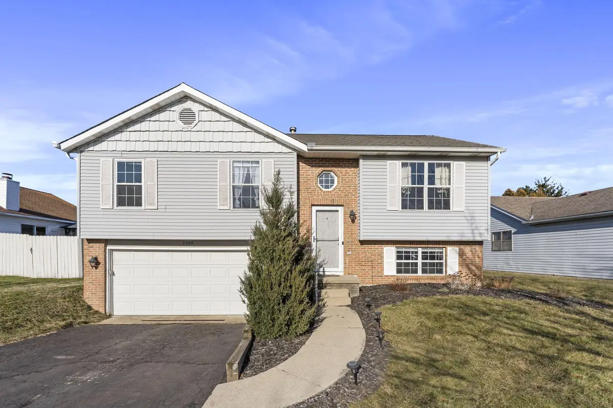 2308 Fernwood Avenue, Grove City, OH 43123 - Image #1