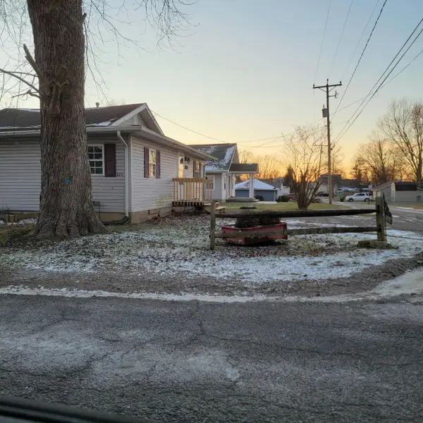 225 East Street, Buckeye Lake, OH 43008